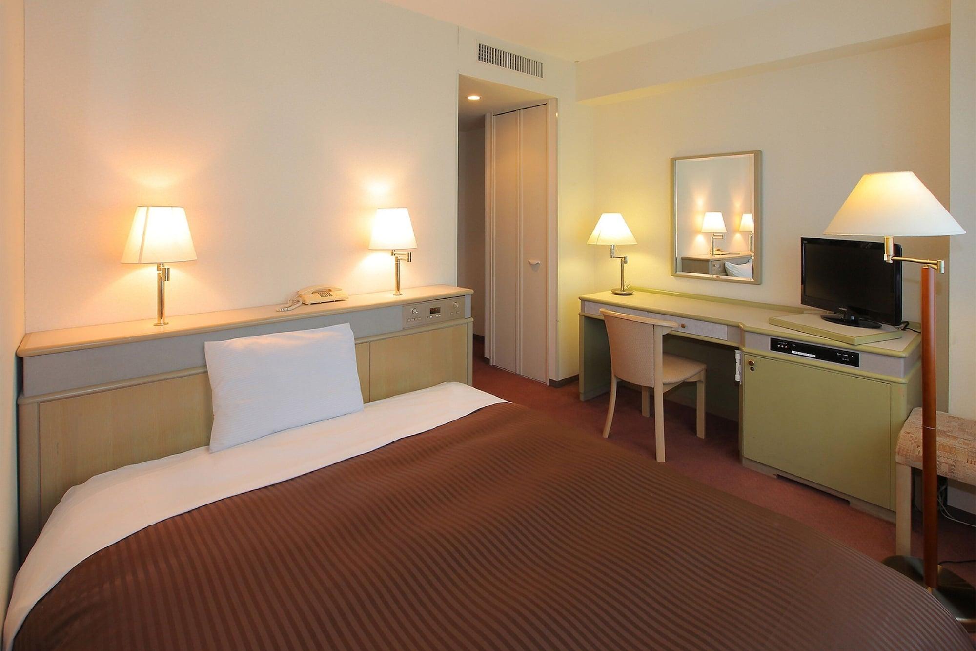 Hotel Green Tower Makuhari Chiba Dış mekan fotoğraf