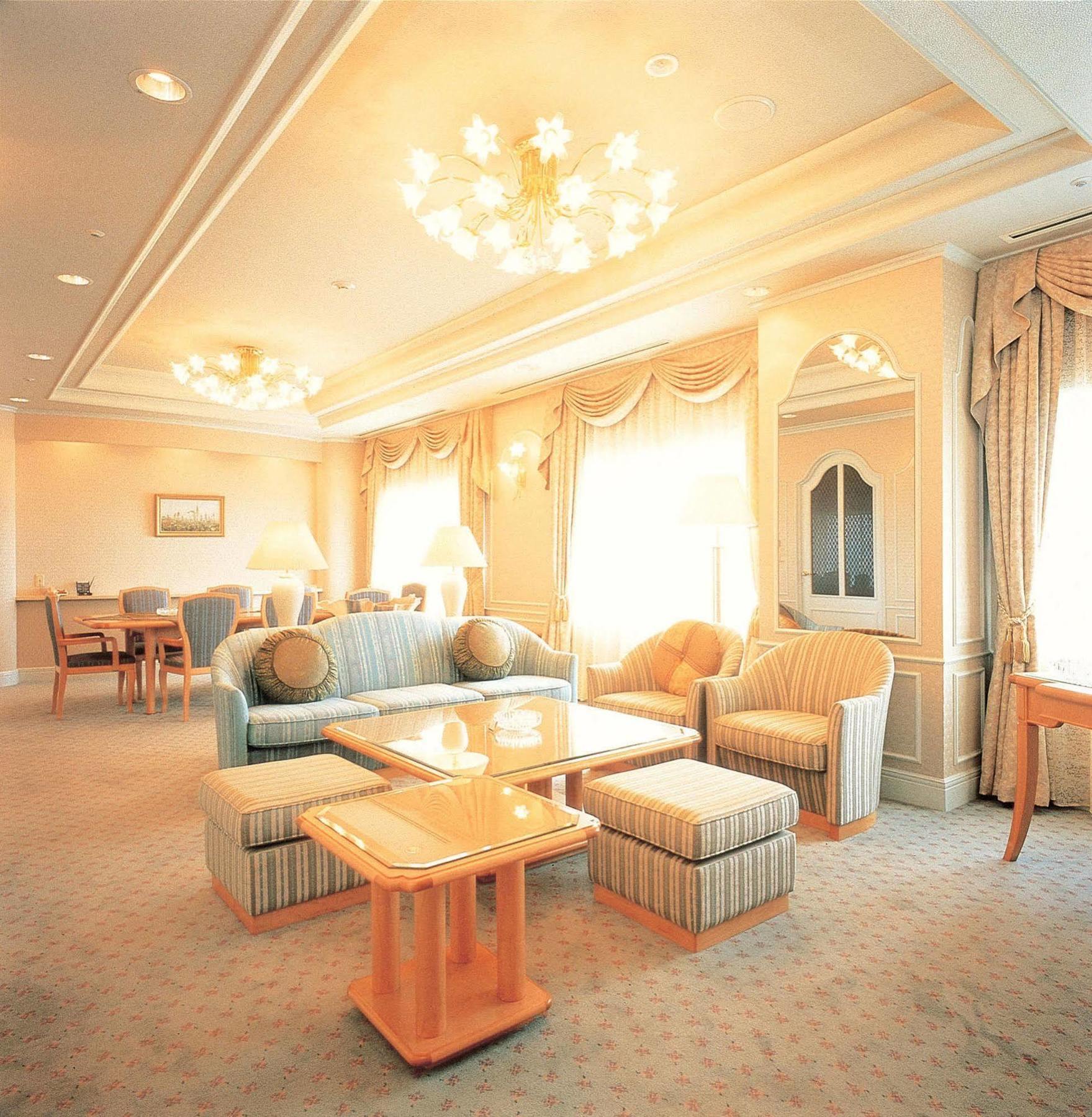 Hotel Green Tower Makuhari Chiba Dış mekan fotoğraf