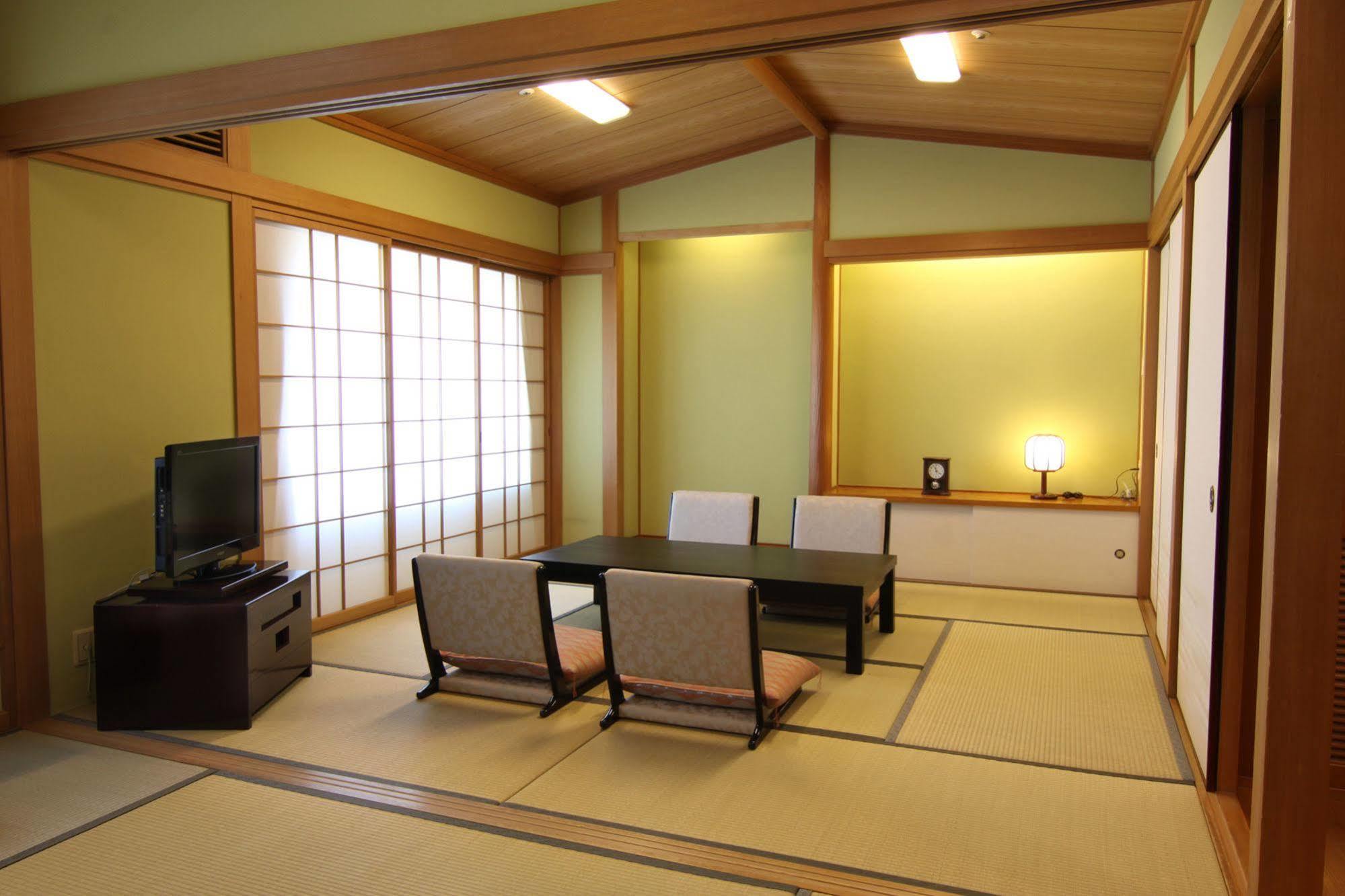 Hotel Green Tower Makuhari Chiba Dış mekan fotoğraf